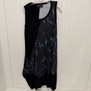 Ozai n Ku Black and Blue Tie Dye Sleeveless Dress Lagenlook